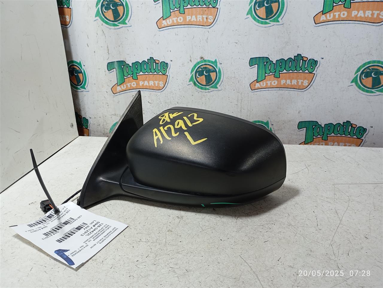 Used 2014 Jeep CHEROKEE Side View Mirror - Stock #A12913
