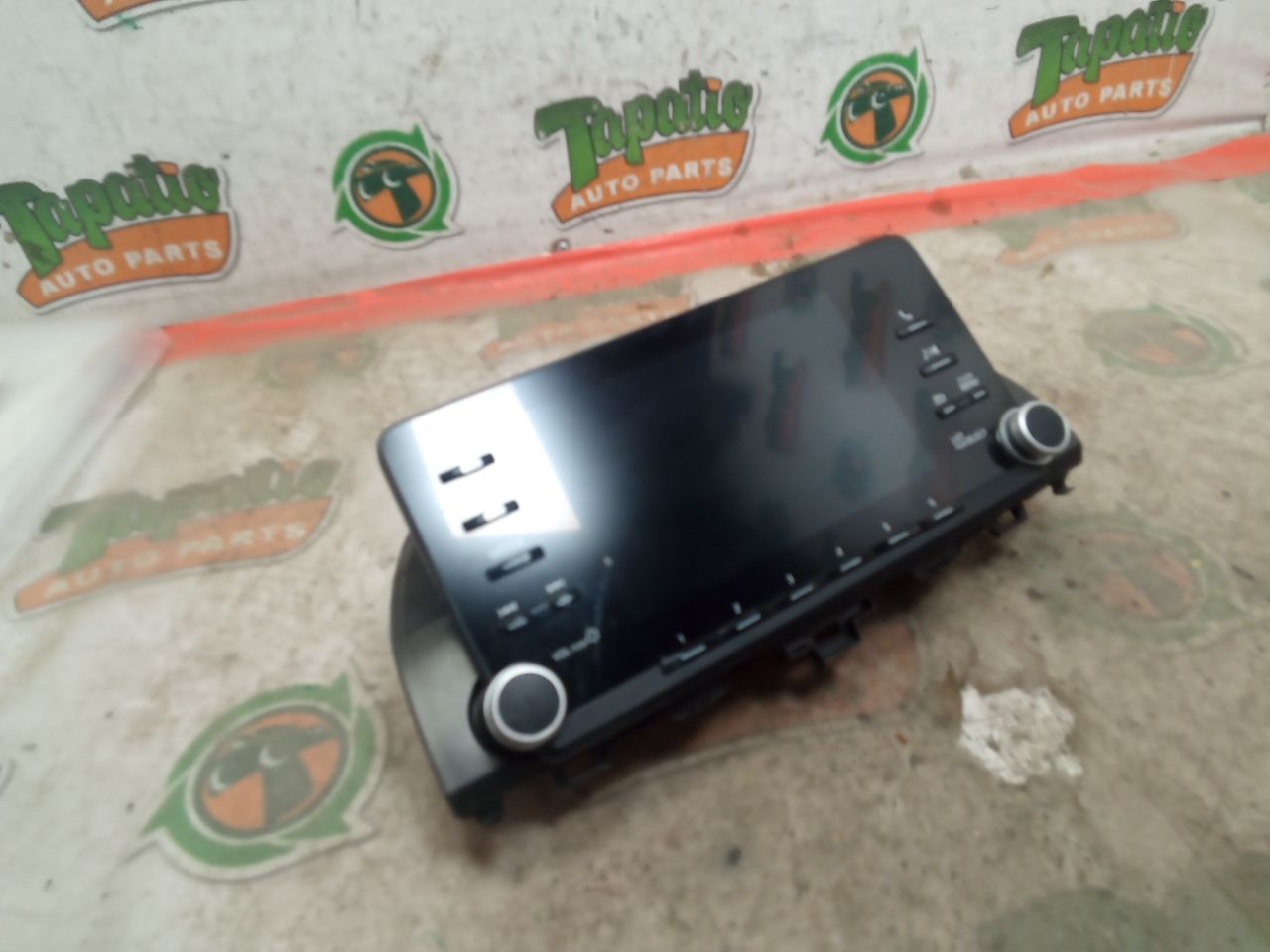 Part image 3