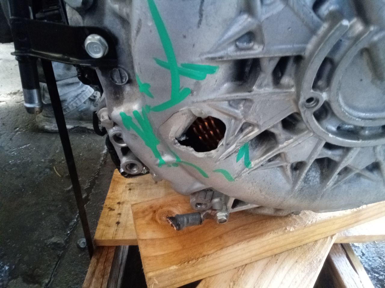 Part image 3