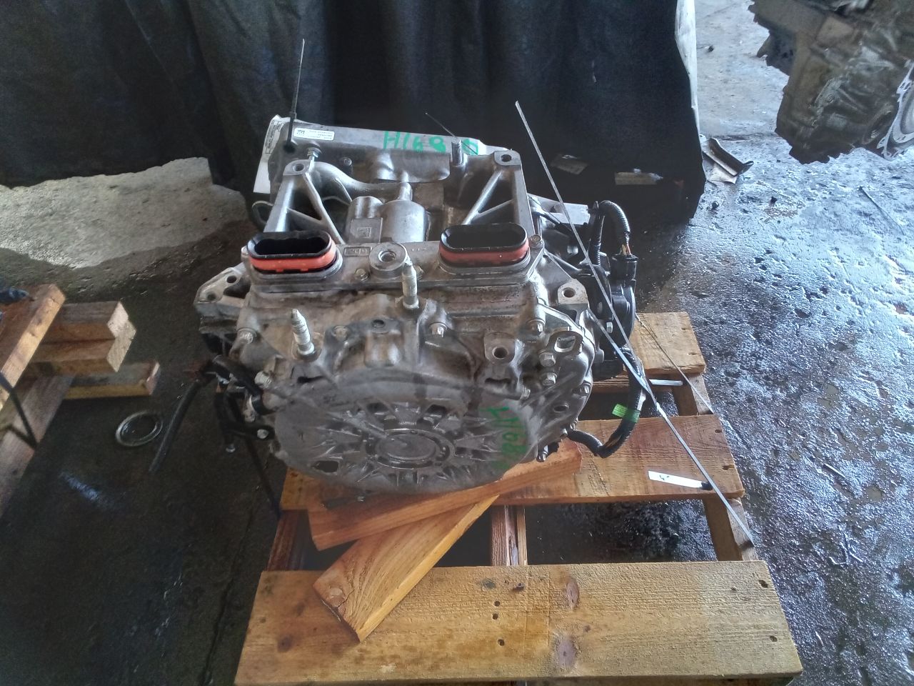 Part image 4