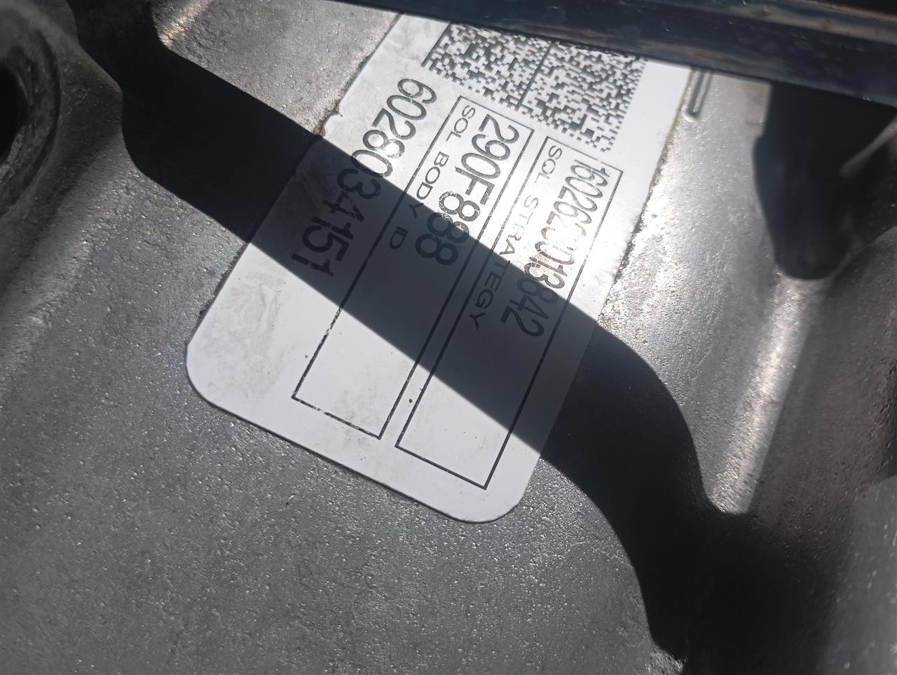 Part image 4