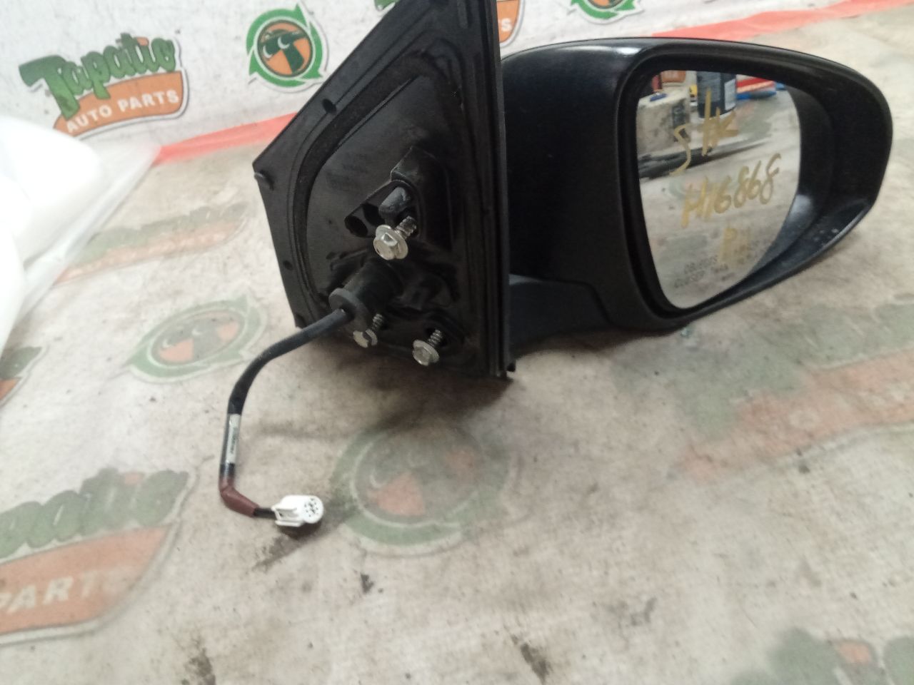 Used 2018 Toyota COROLLA w/o turn signal - Stock #H16868