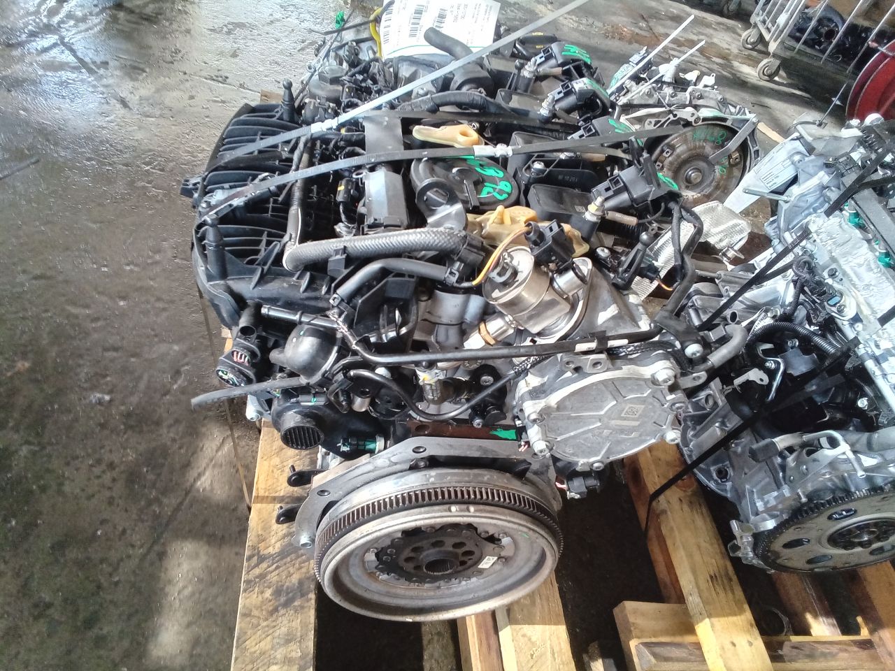 Part image 3