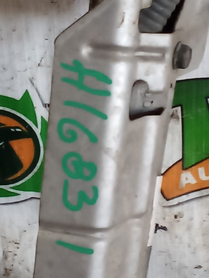 Part image 8
