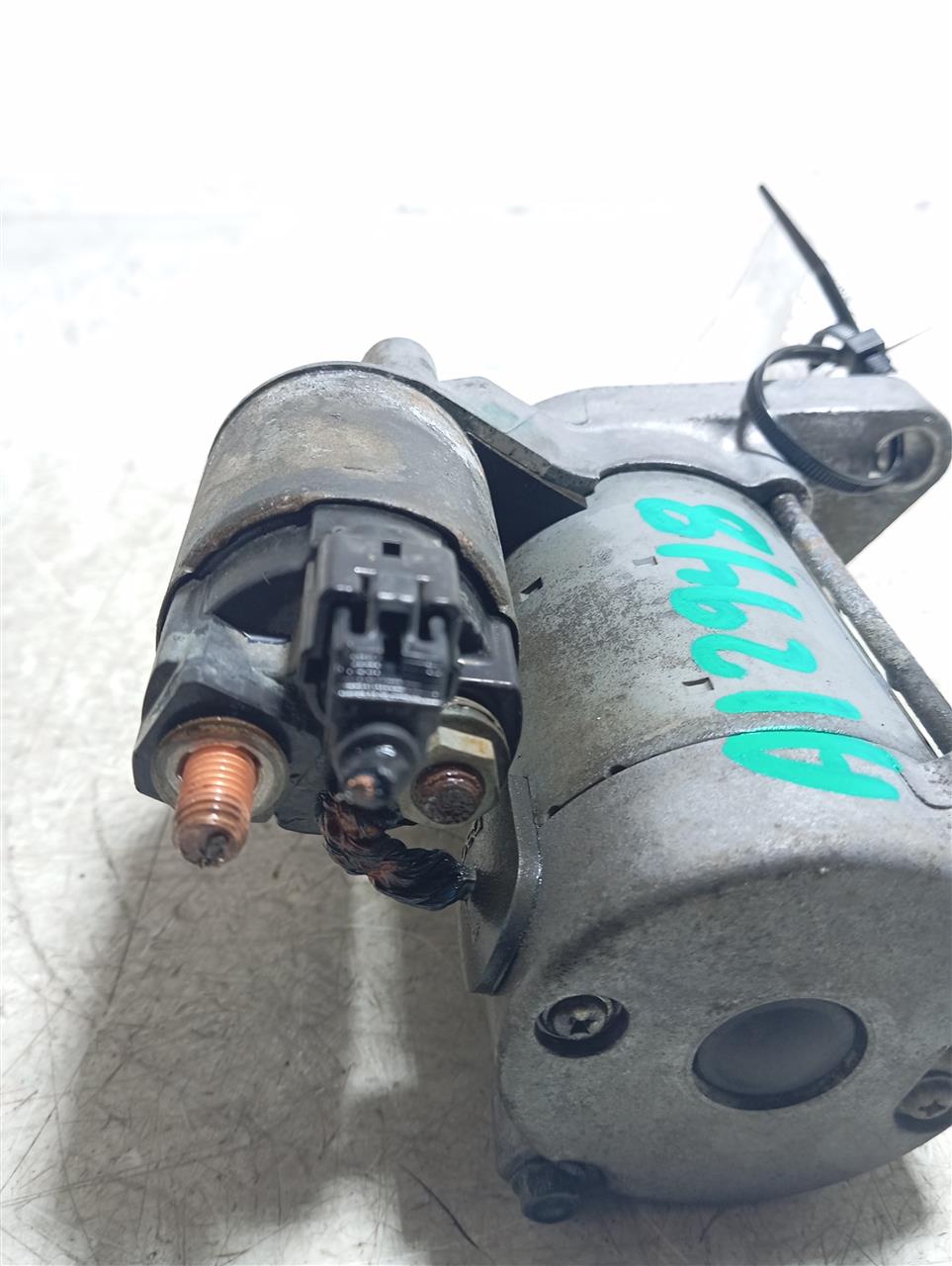 Part image 3