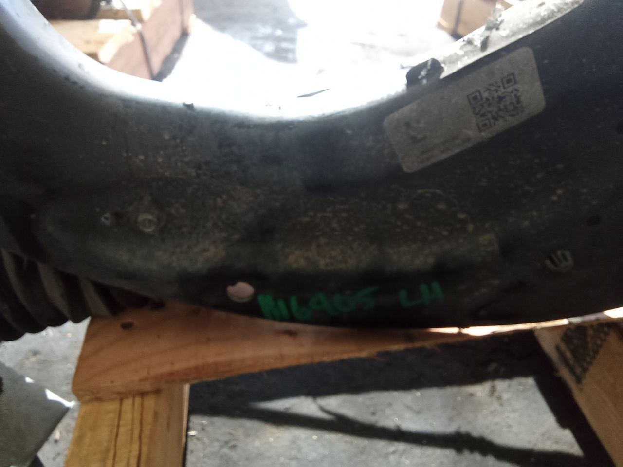 Part image 3