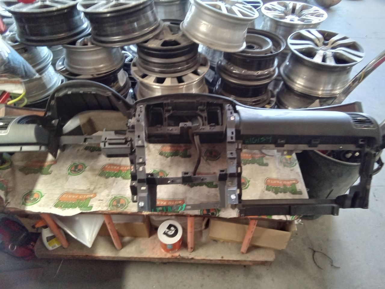 Part image 5