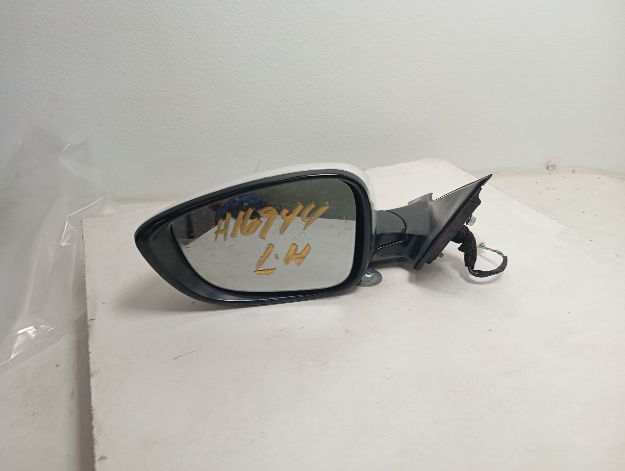 Part image 3
