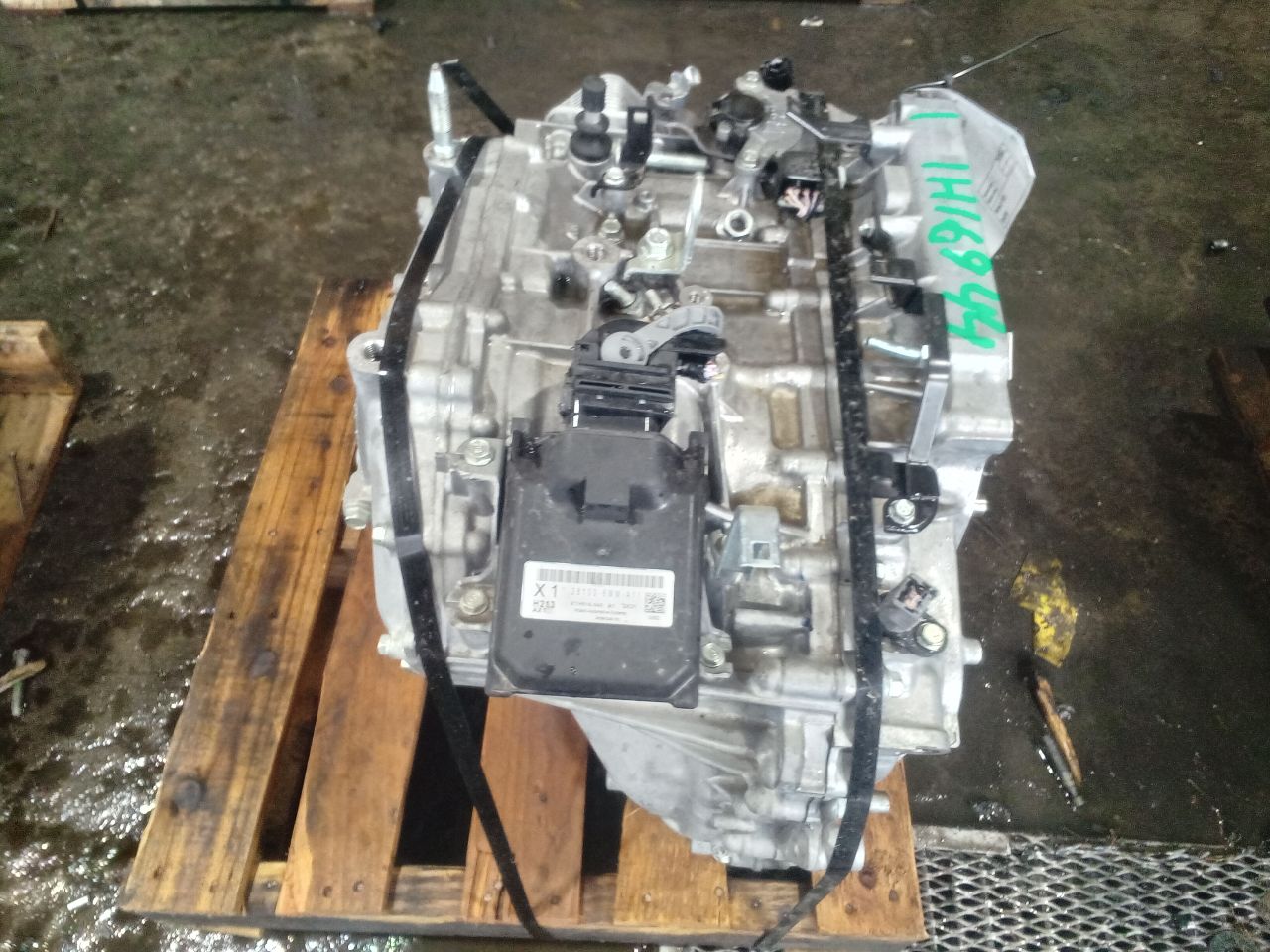 Part image 4