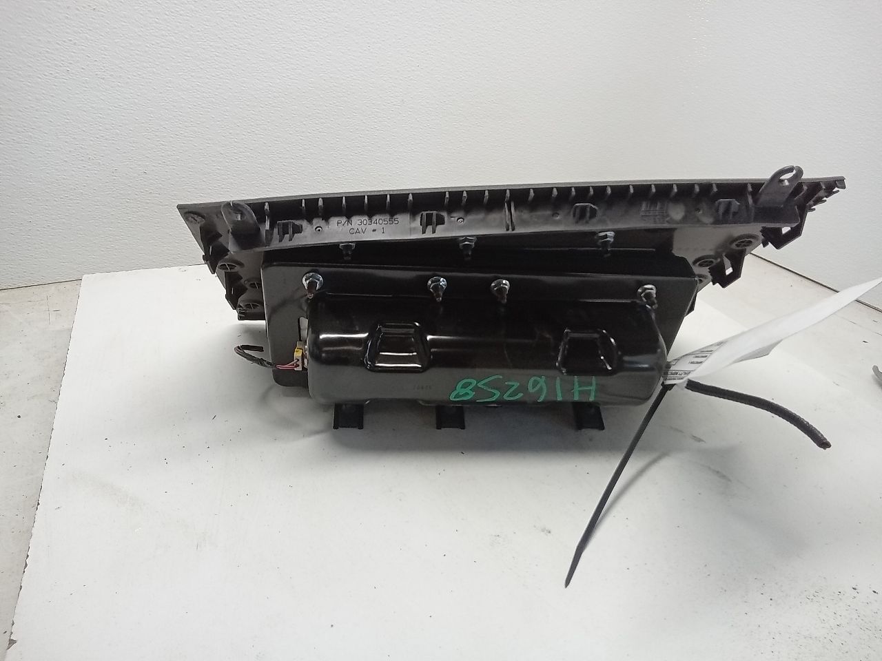 Part image 2