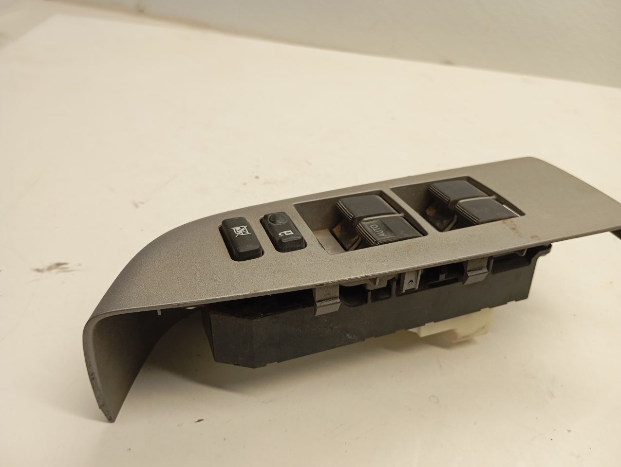 2007 Toyota TUNDRA Front Door Switch
