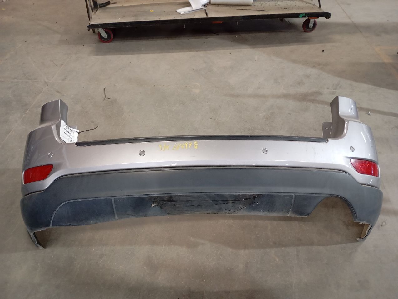 Part image 4