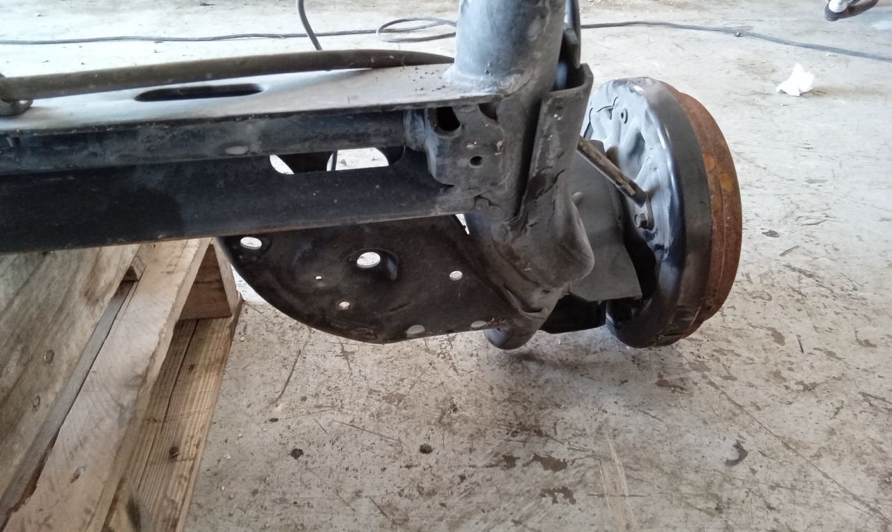 Part image 8