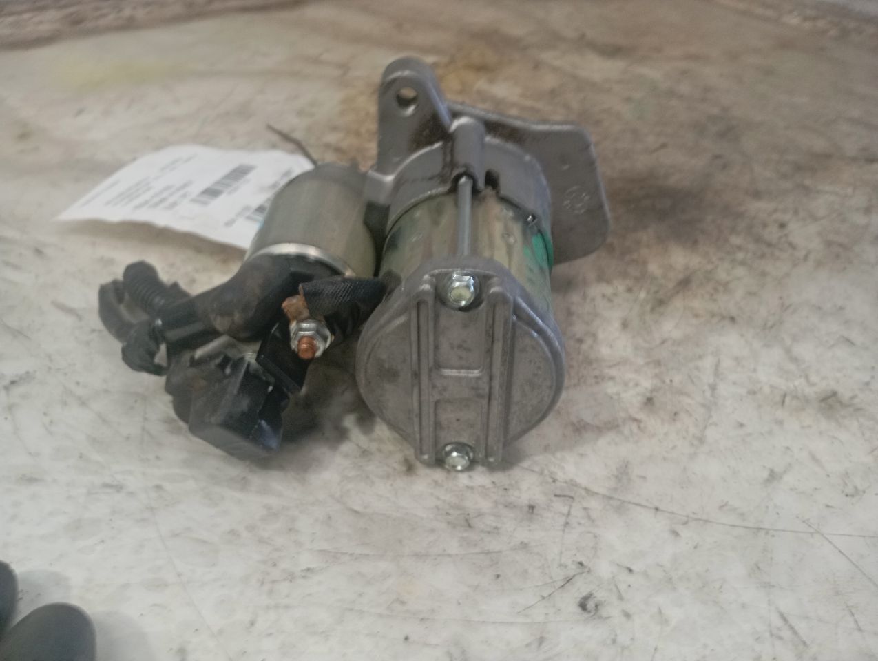 Part image 3