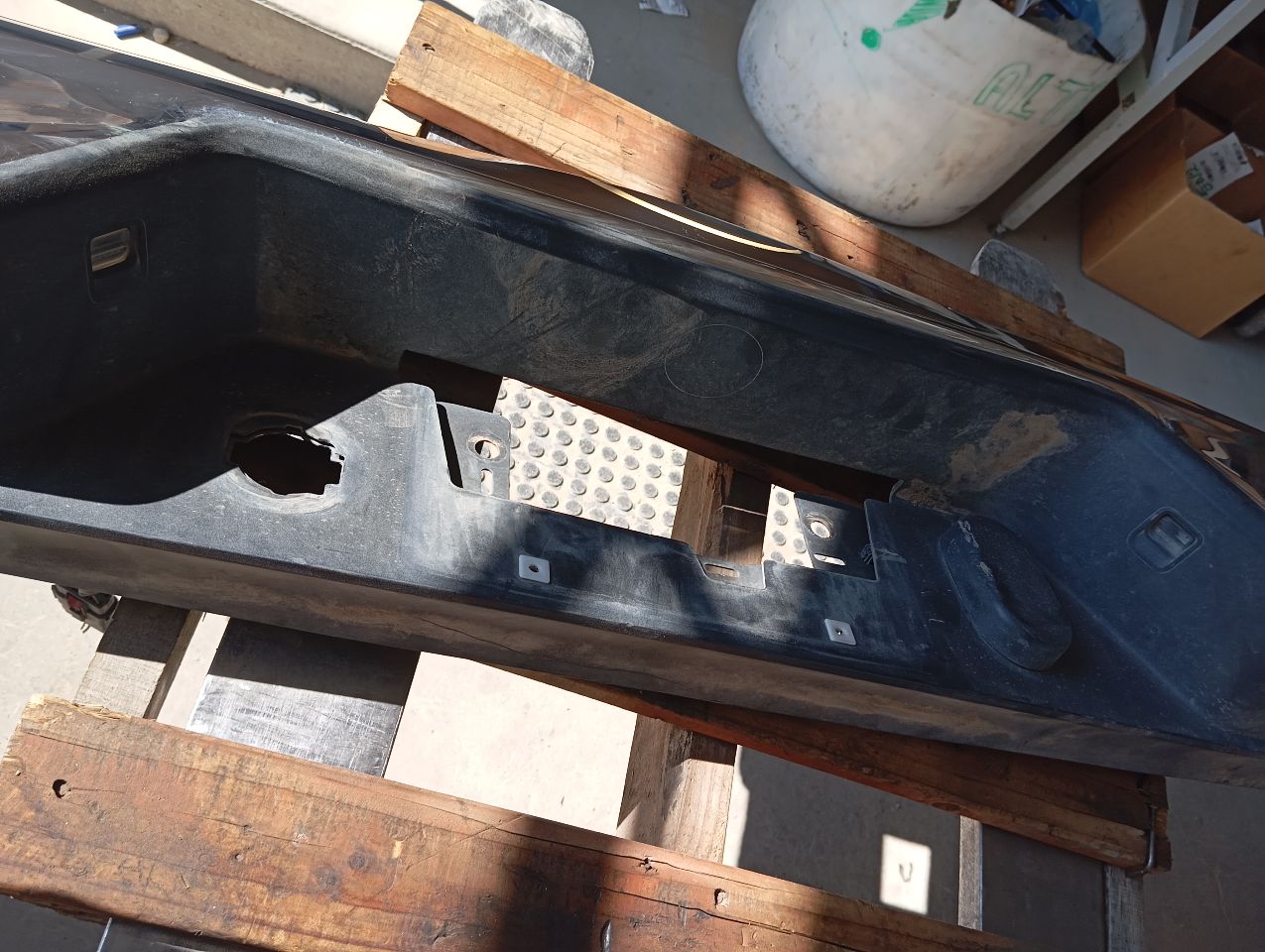 Part image 8