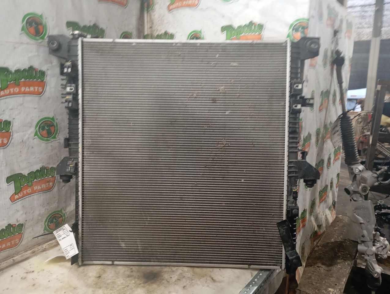 Part image 3