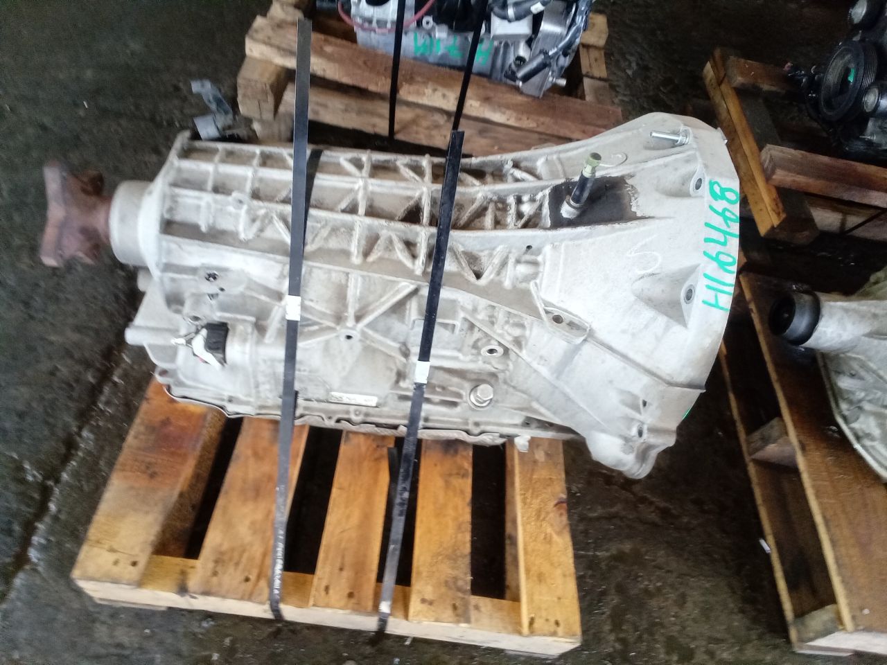 Part image 3