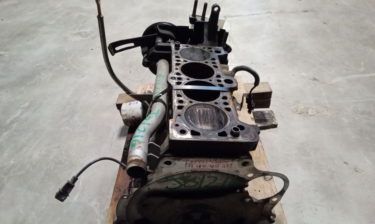 Part image 15