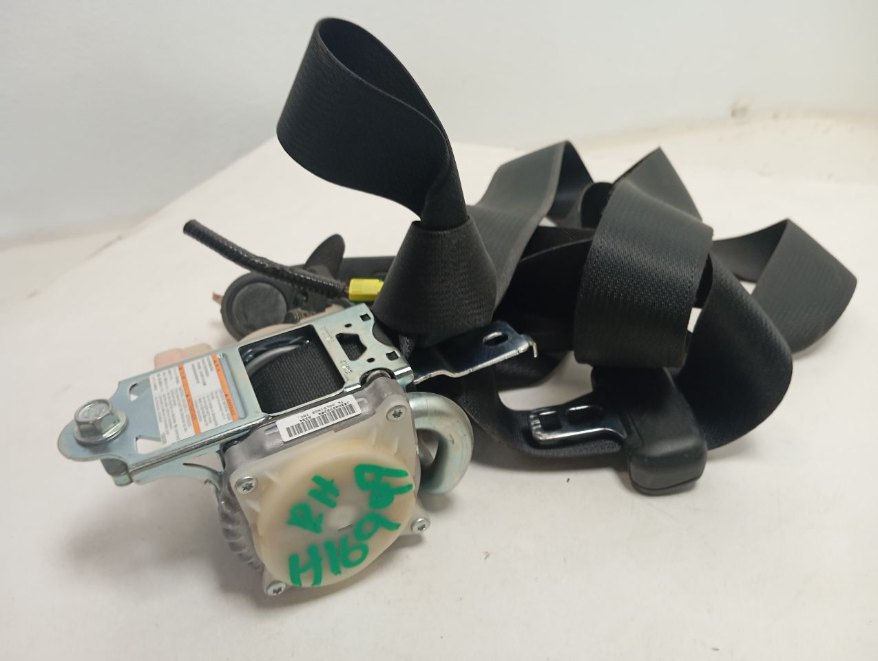 Used 2017 Honda CIVIC retractor - Stock #H16999