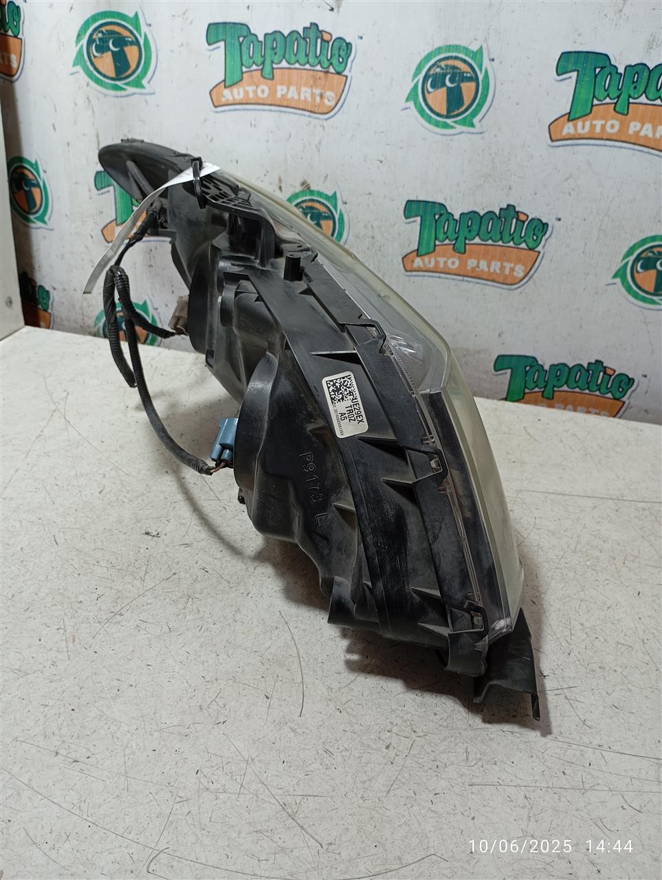 Part image 3