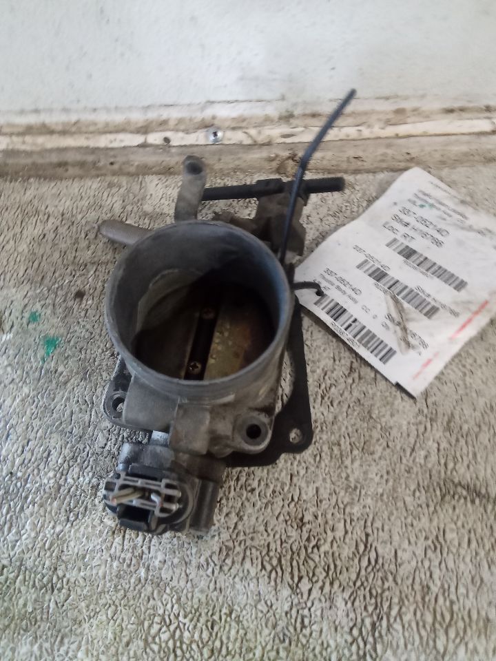 Used 2001 Ford EXPEDITION Throttle Body Assy - Stock #H16766