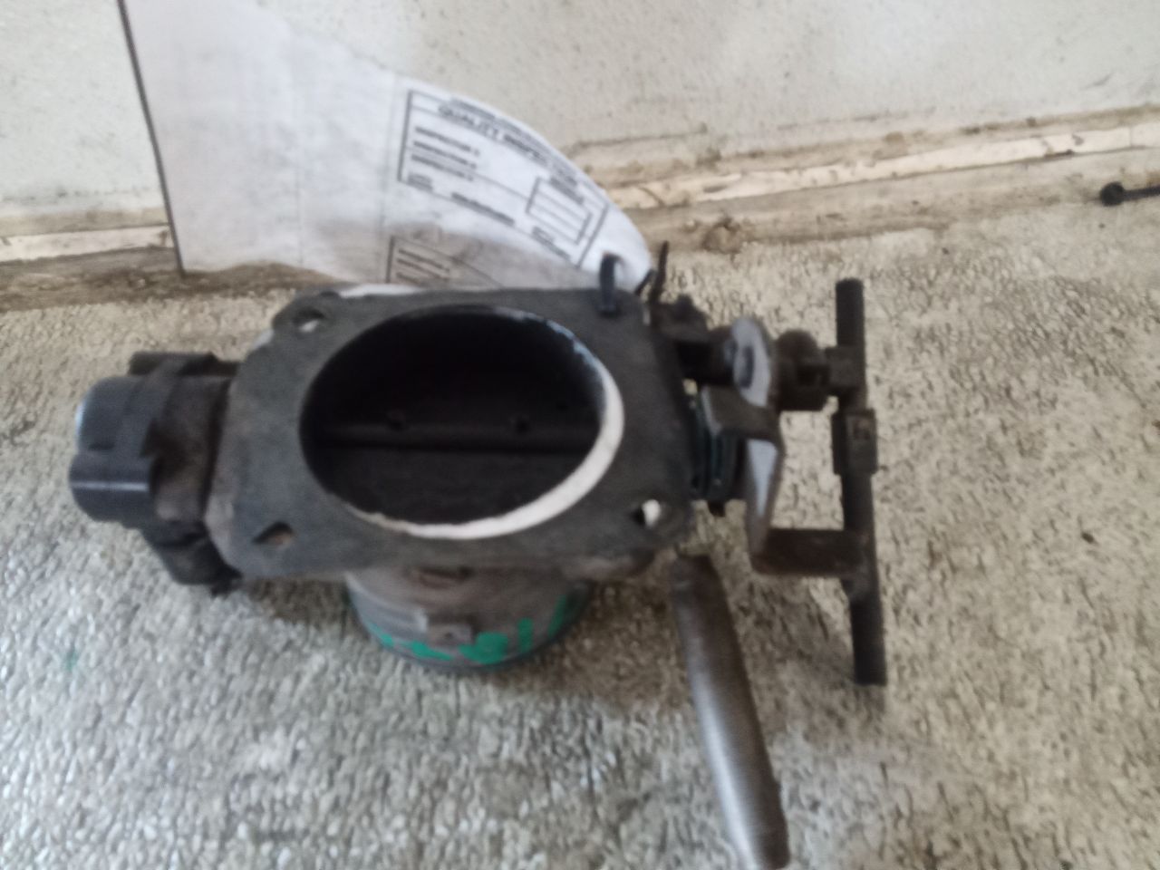 Used 2001 Ford EXPEDITION Throttle Body Assy - Stock #H16766