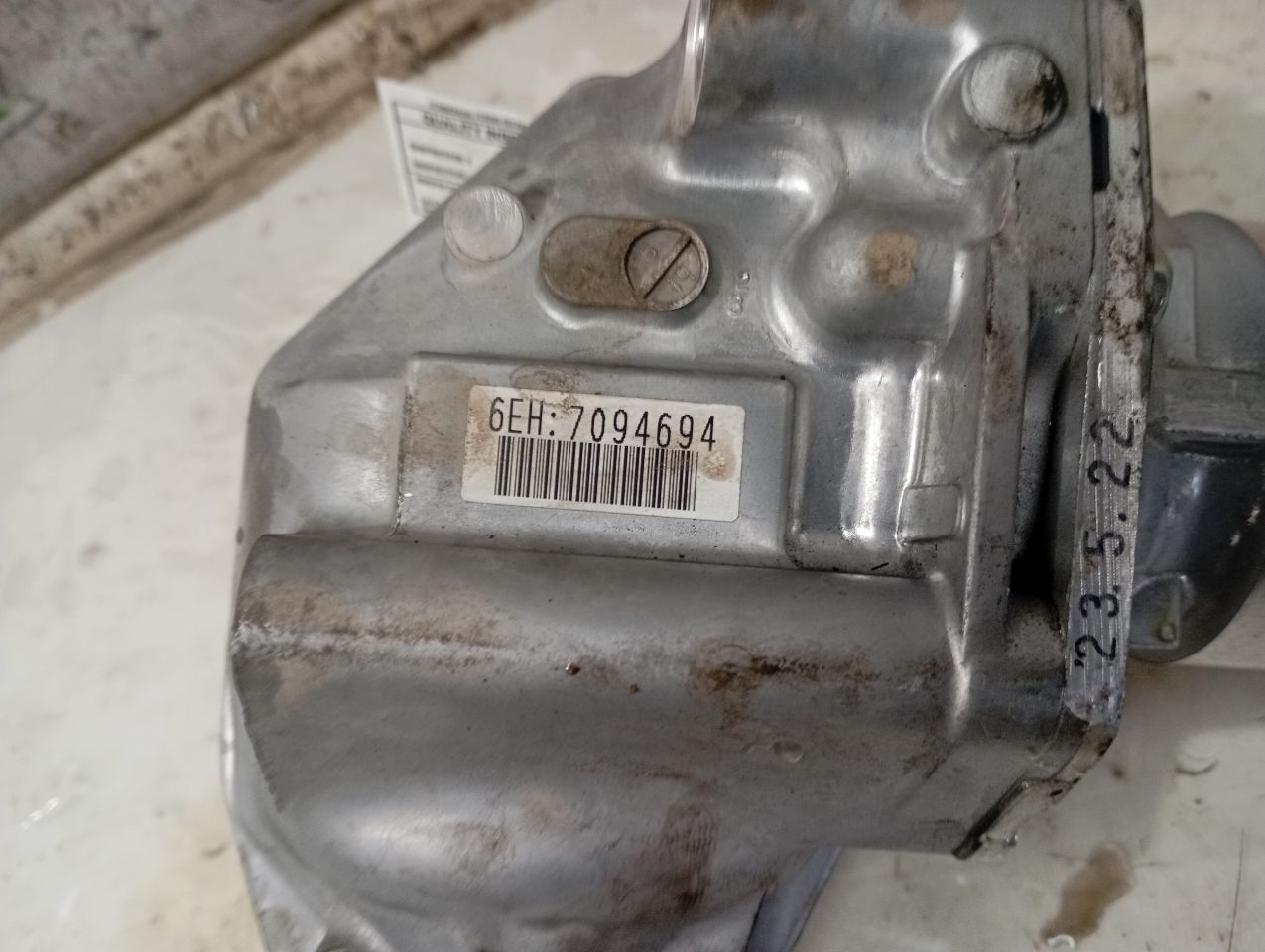 Part image 4