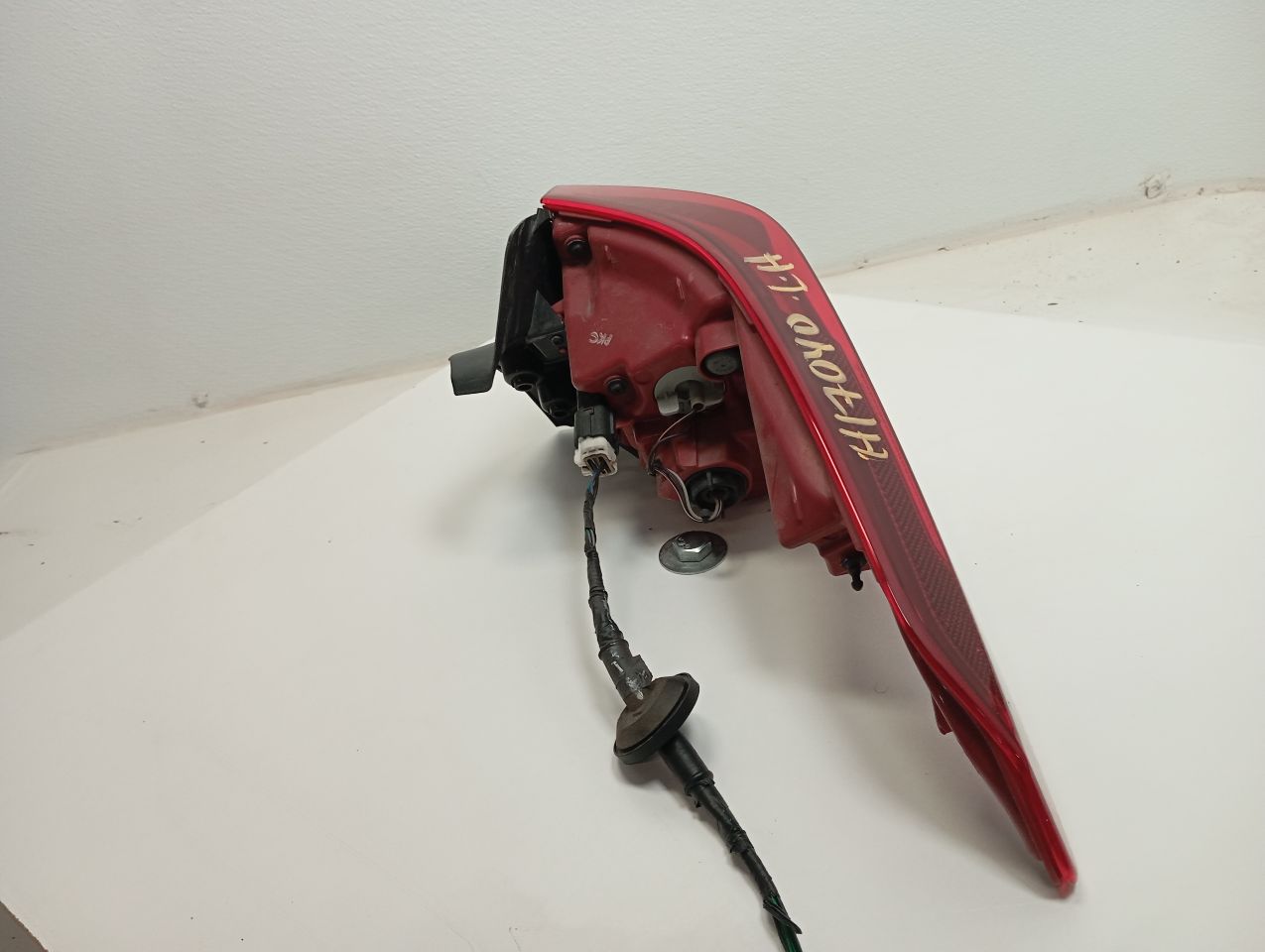 Part image 4