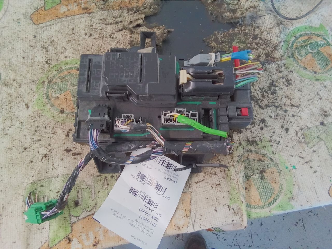 Used 2010 Ford FORD F150 PICKUP (RH kick panel) - Stock #J00885