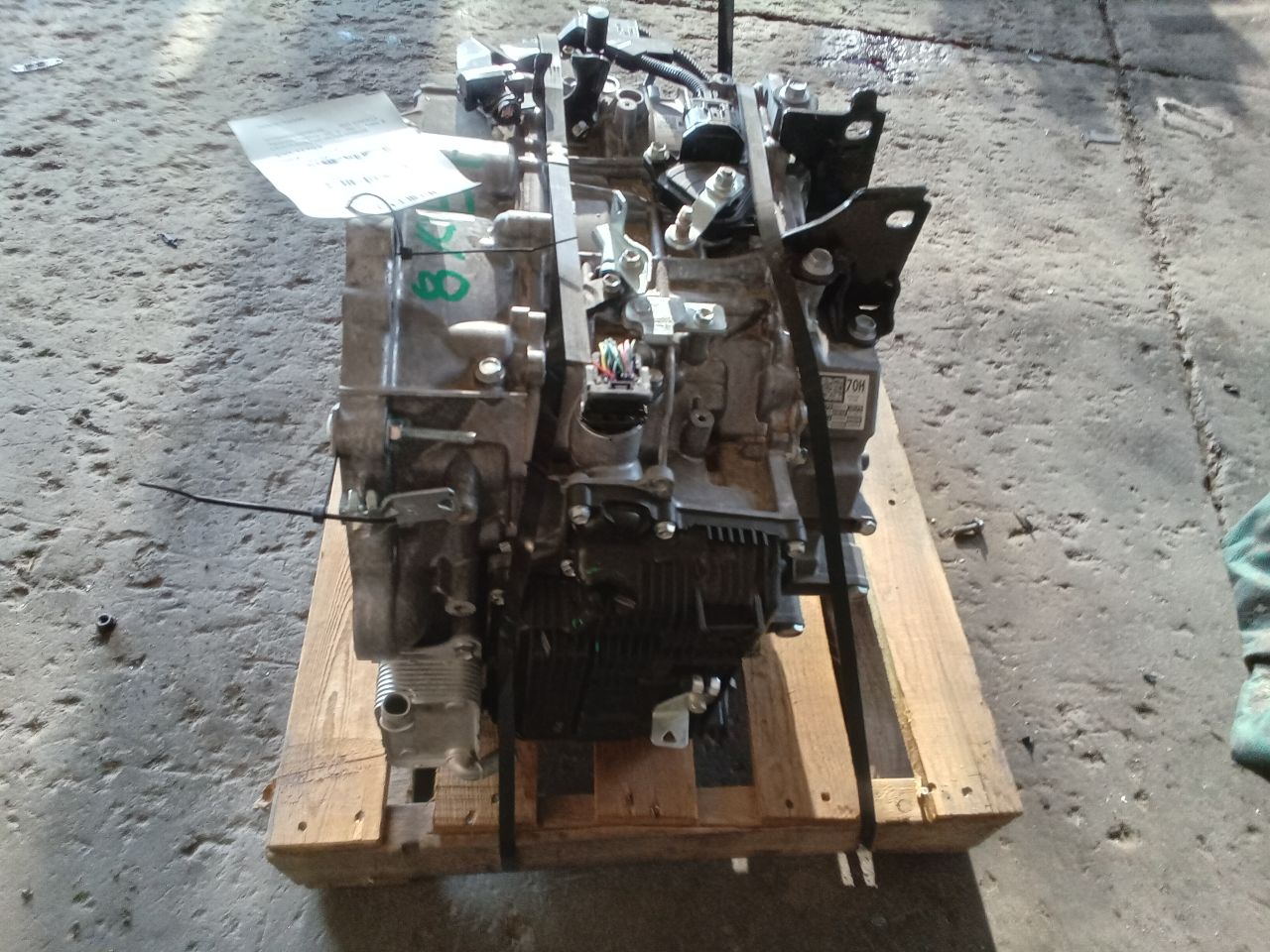Part image 3