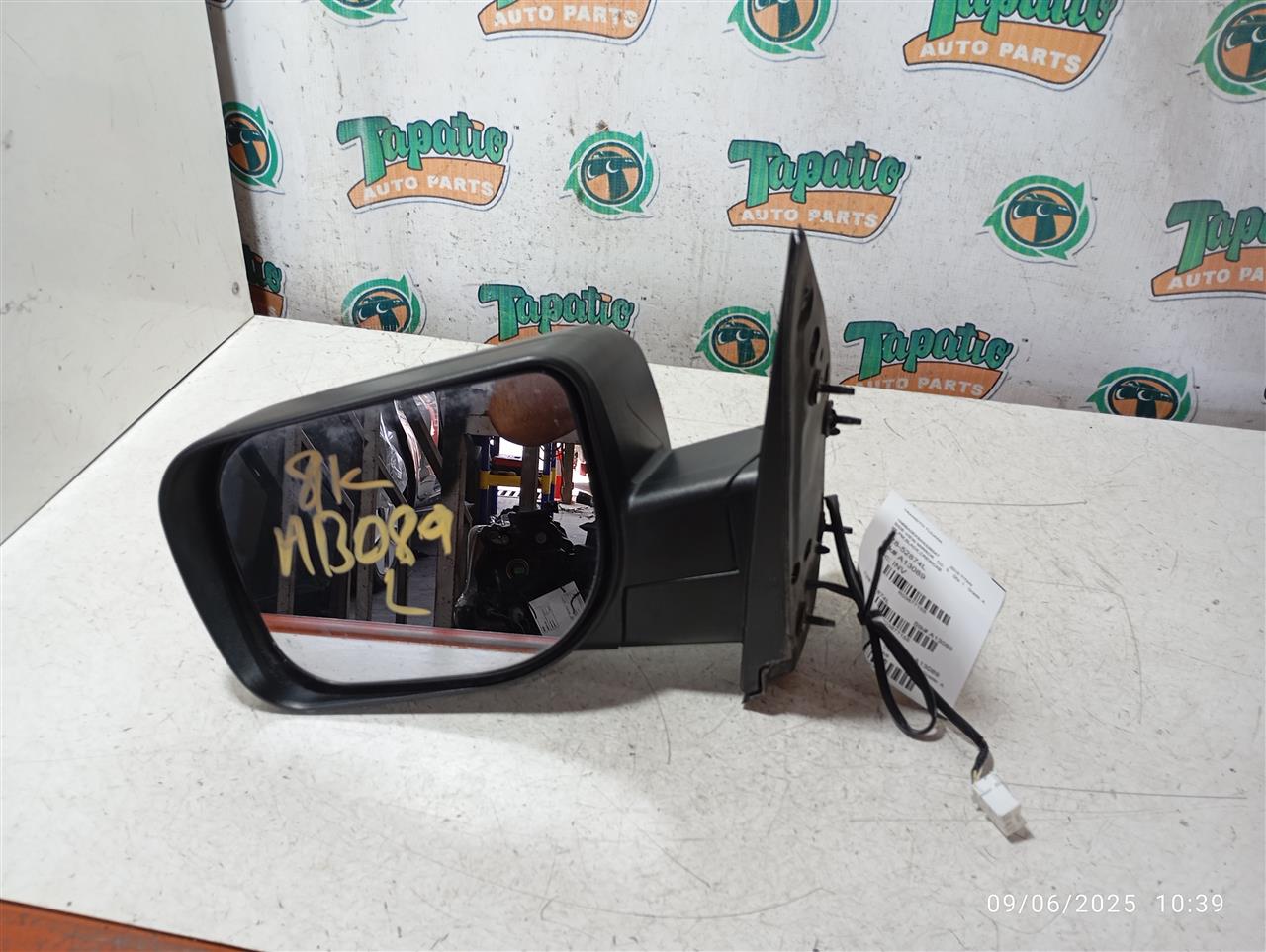 Used 2010 Nissan TITAN Side View Mirror - Stock #A13089