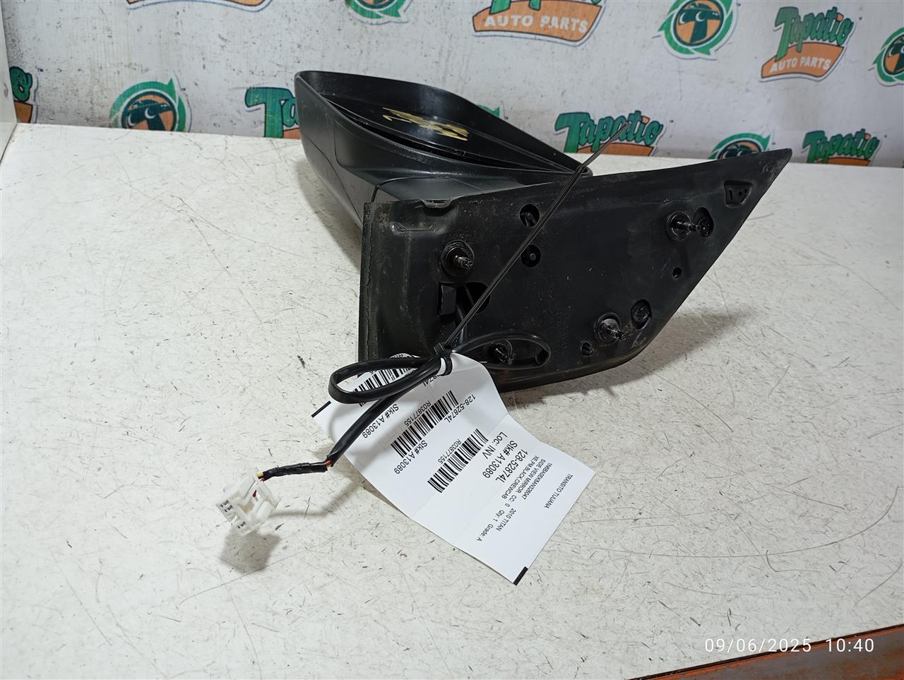 Used 2010 Nissan TITAN Side View Mirror - Stock #A13089