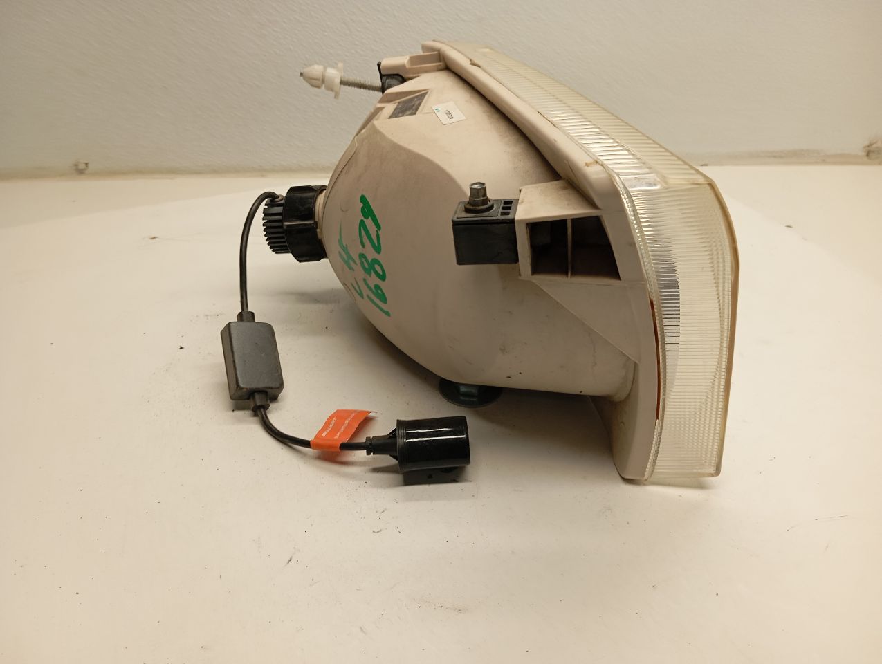 Part image 4