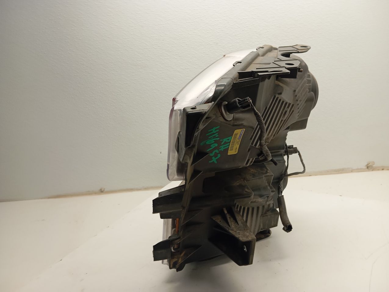 Part image 3