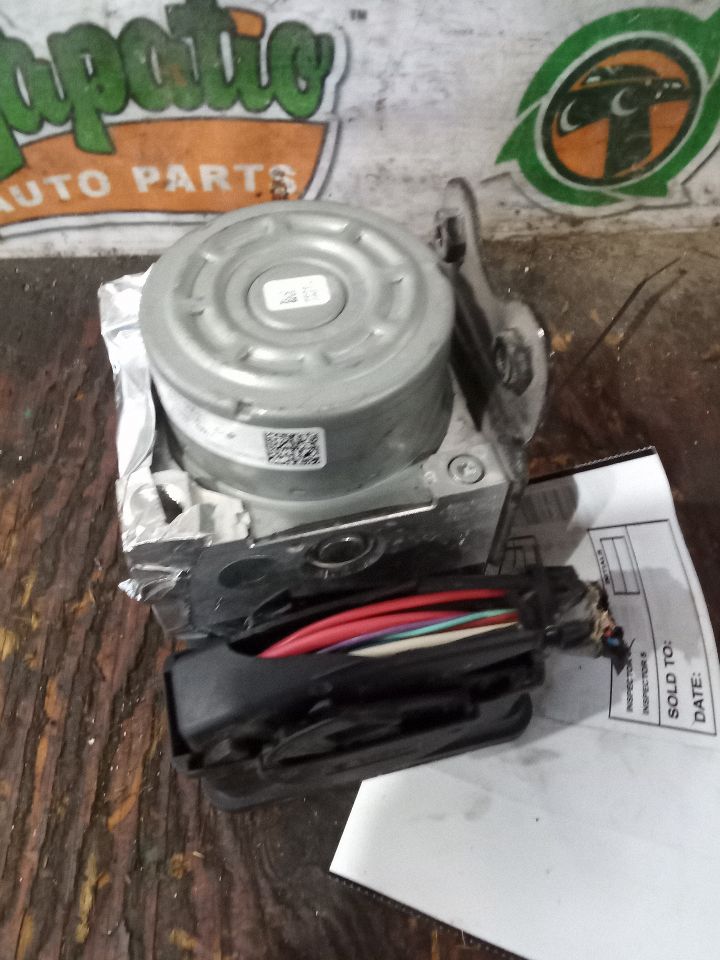 Used 2017 Honda CIVIC w/o pre-crash system - Stock #H17047