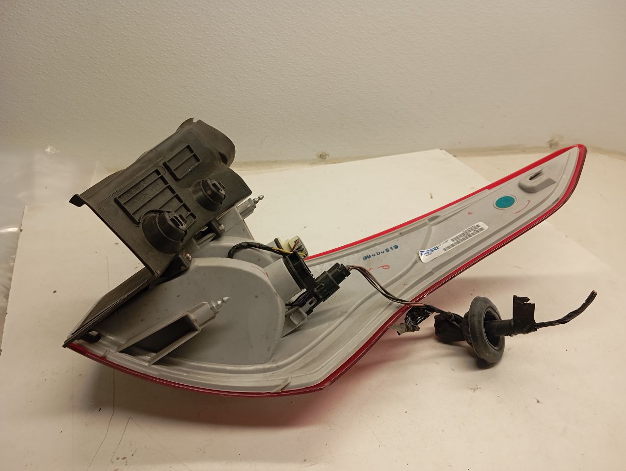 Part image 4