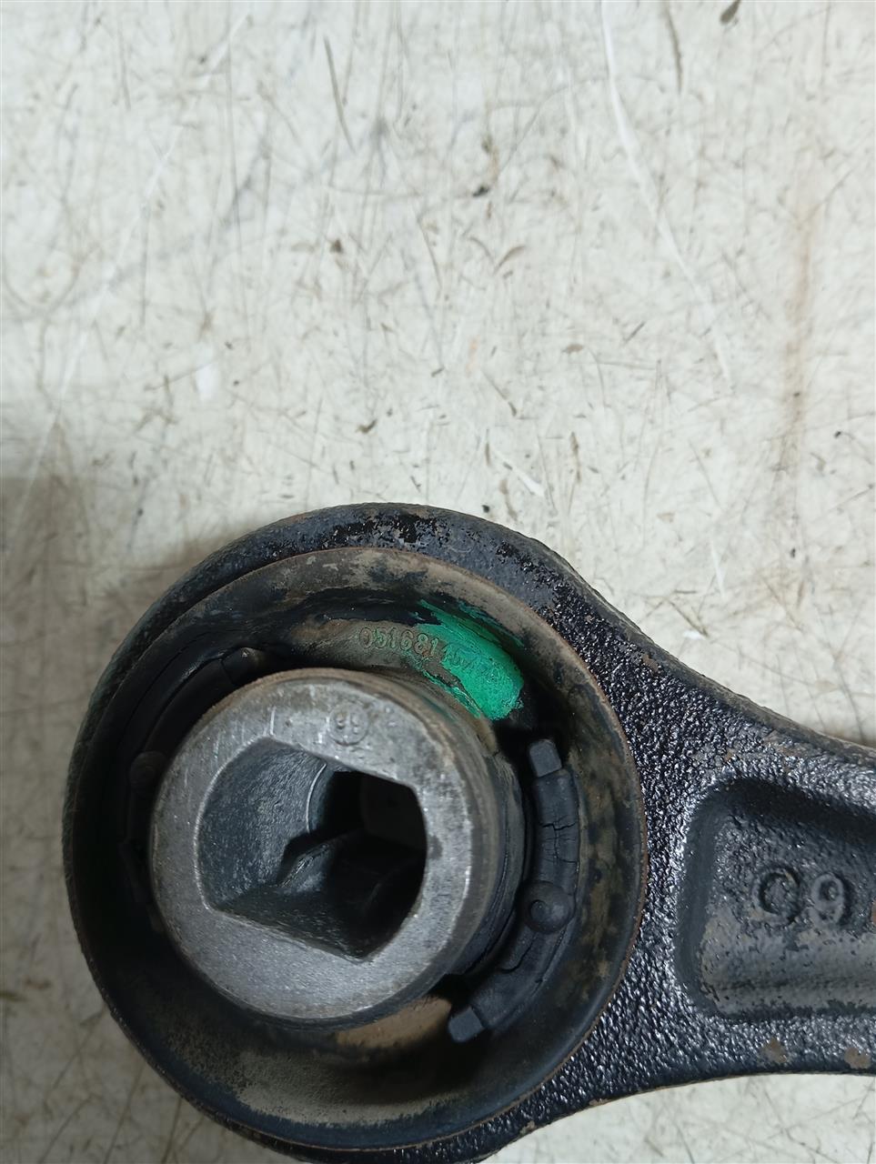 Part image 4