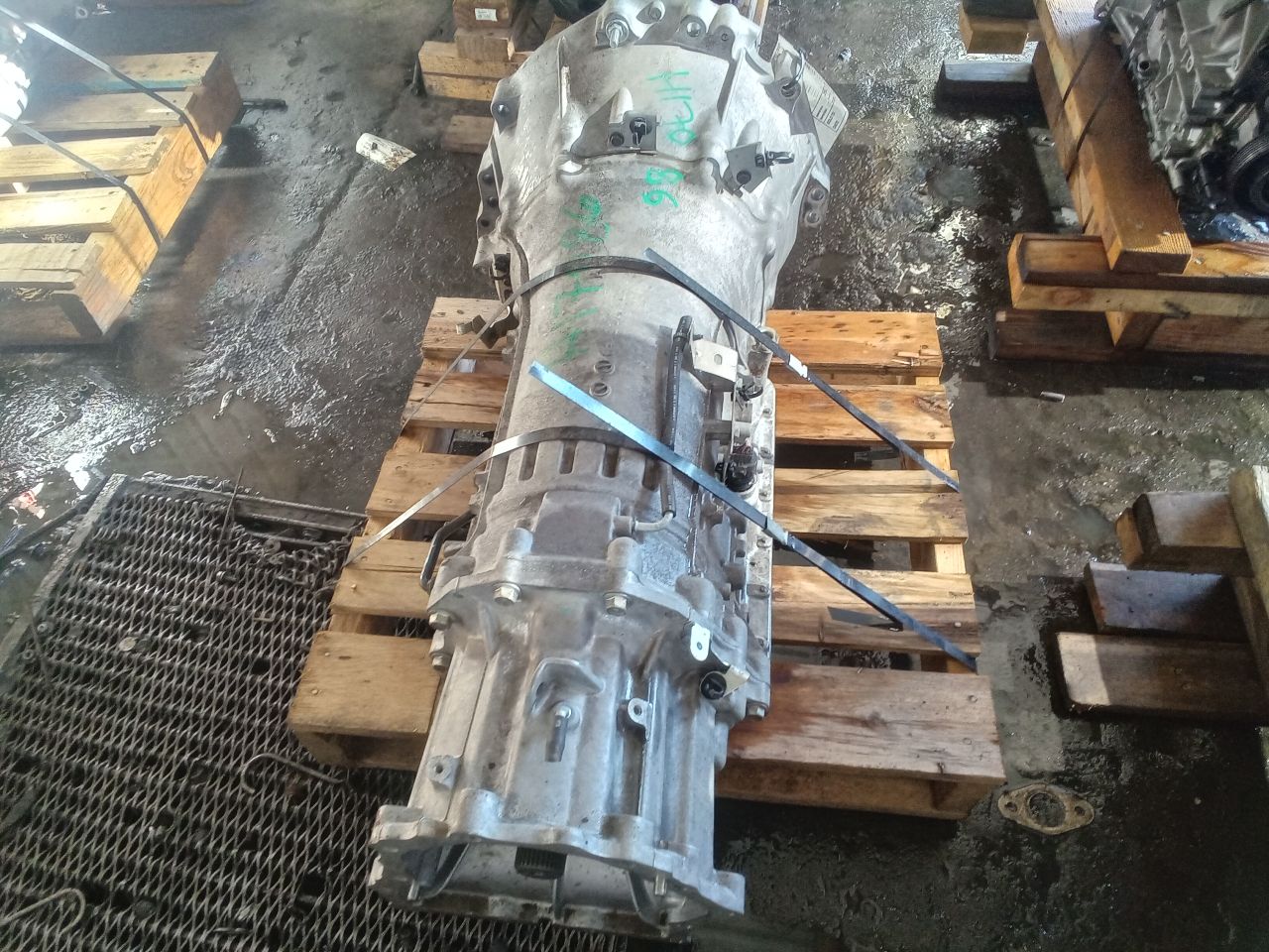 Part image 3