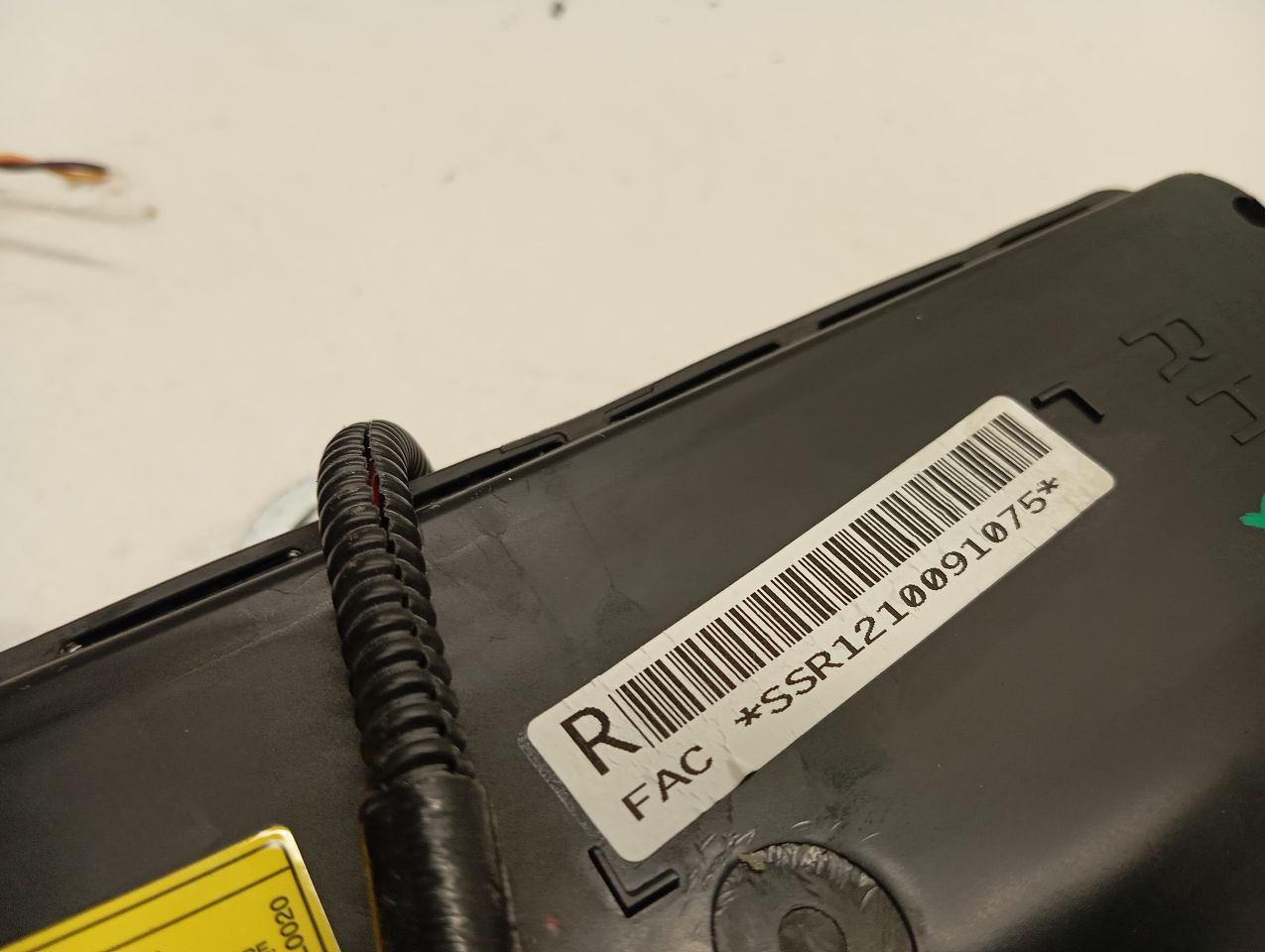 Part image 3