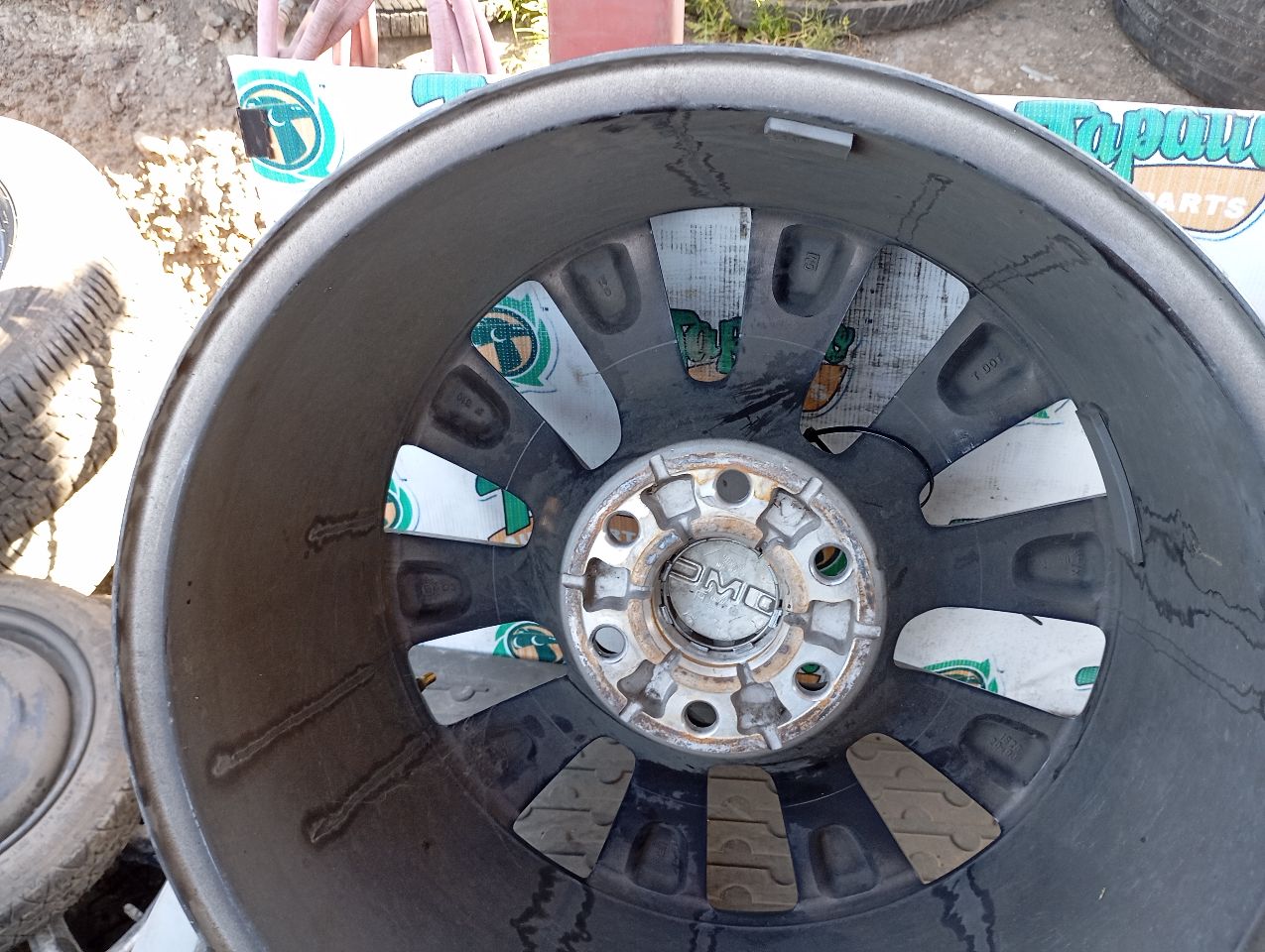 2003 General Motors SIERRA 1500 PICKUP Wheel