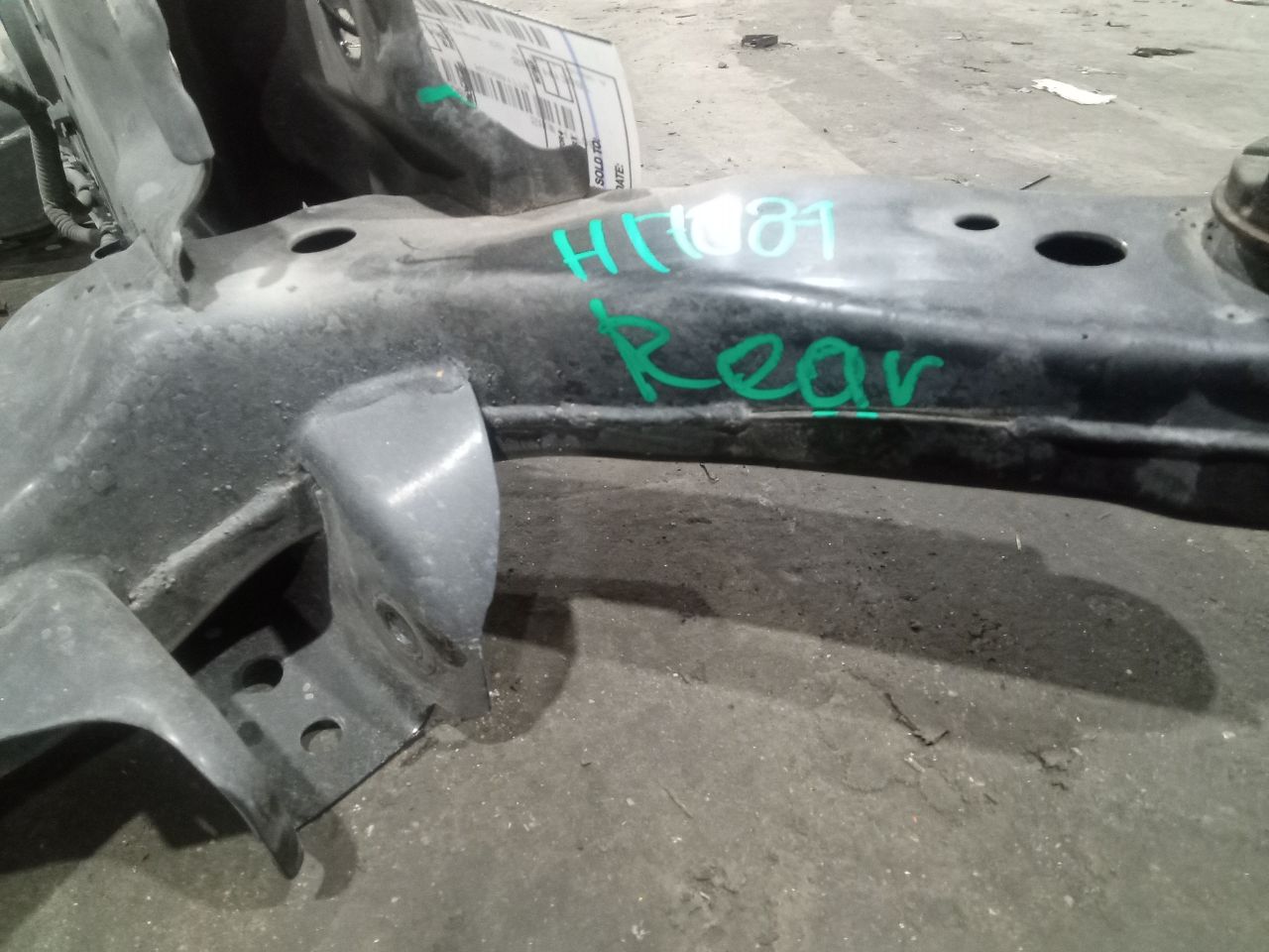 Part image 3