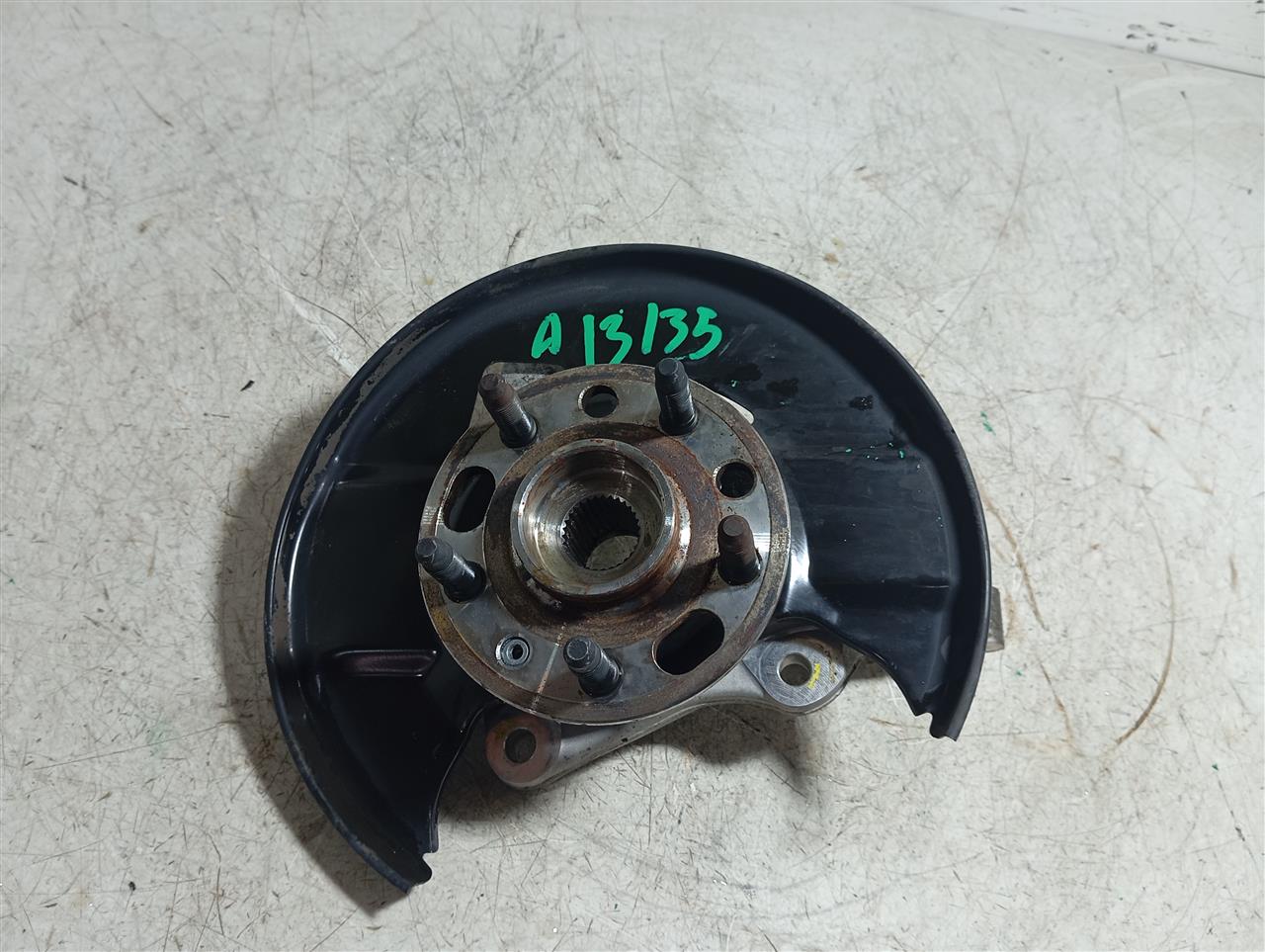 2013 General Motors MALIBU Spindle Knuckle, Fr
