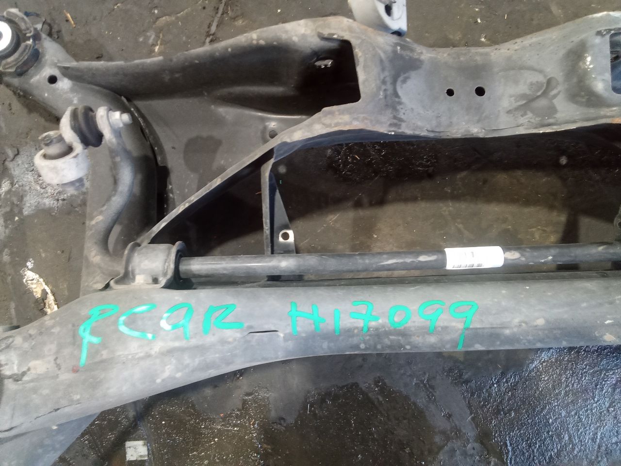 Part image 3