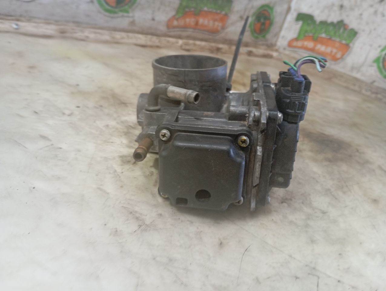 Part image 3