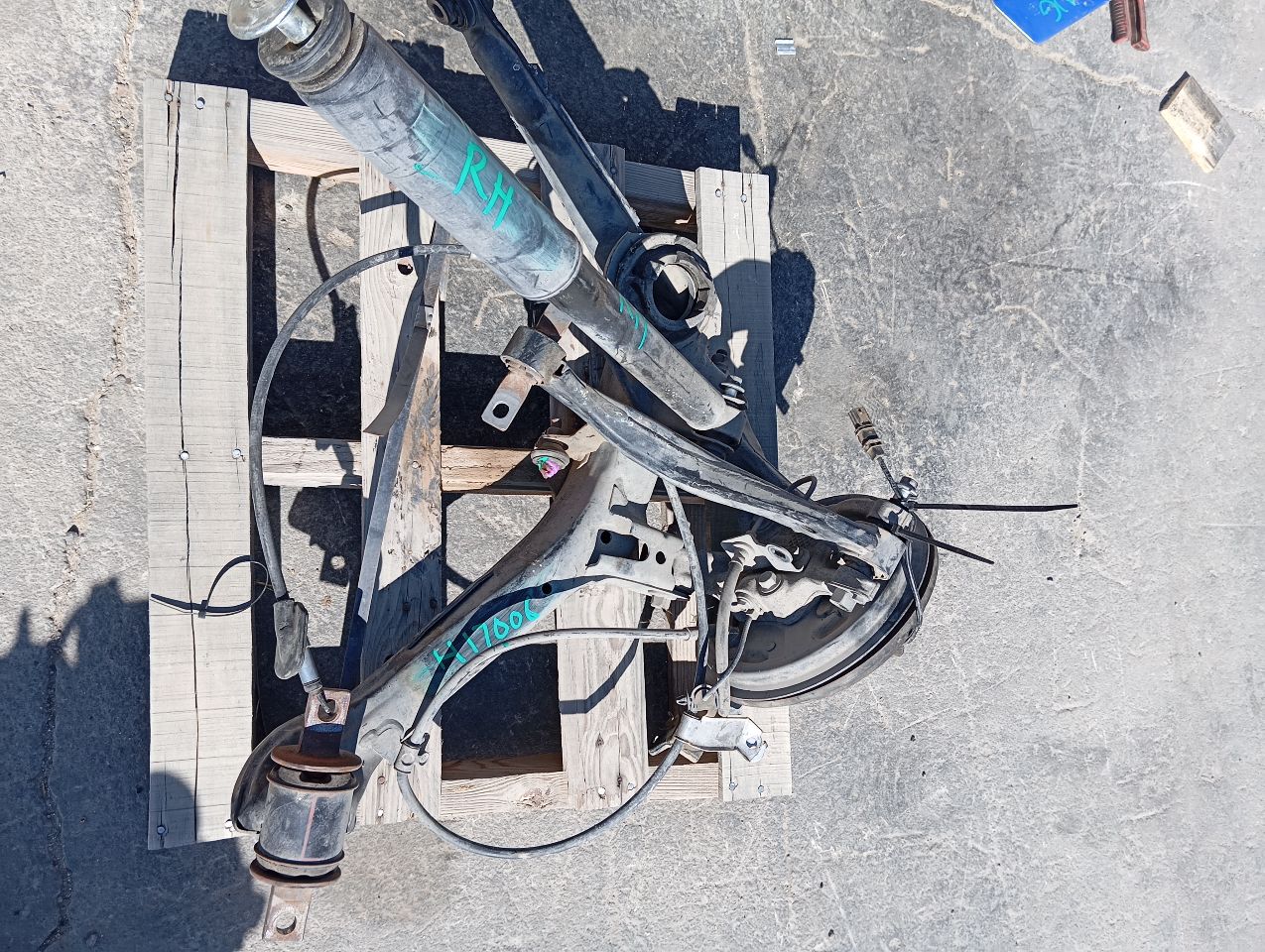 Part image 4