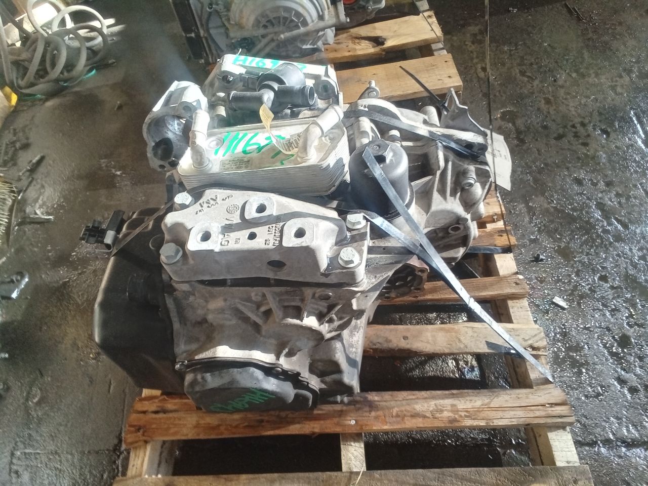 Part image 4
