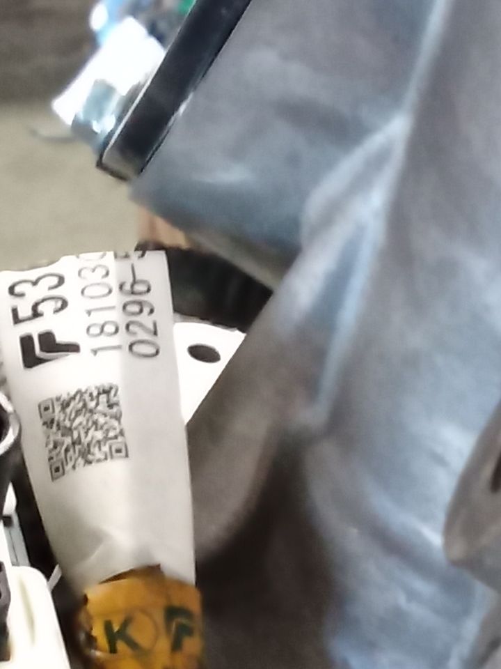 Part image 10