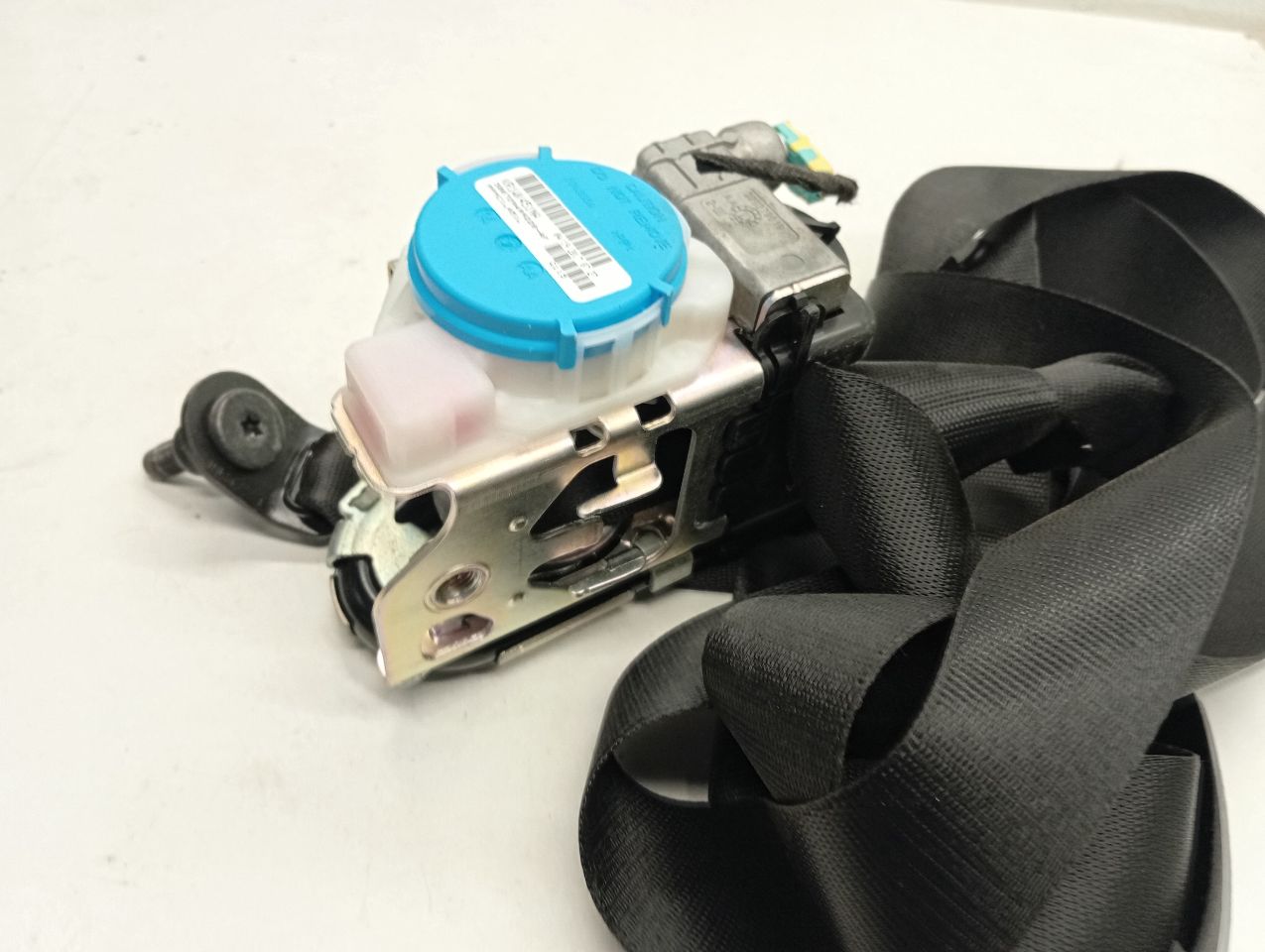 Used 2018 Mercedes-Benz MERCEDES CLA-CLASS retractor - Stock #H17033