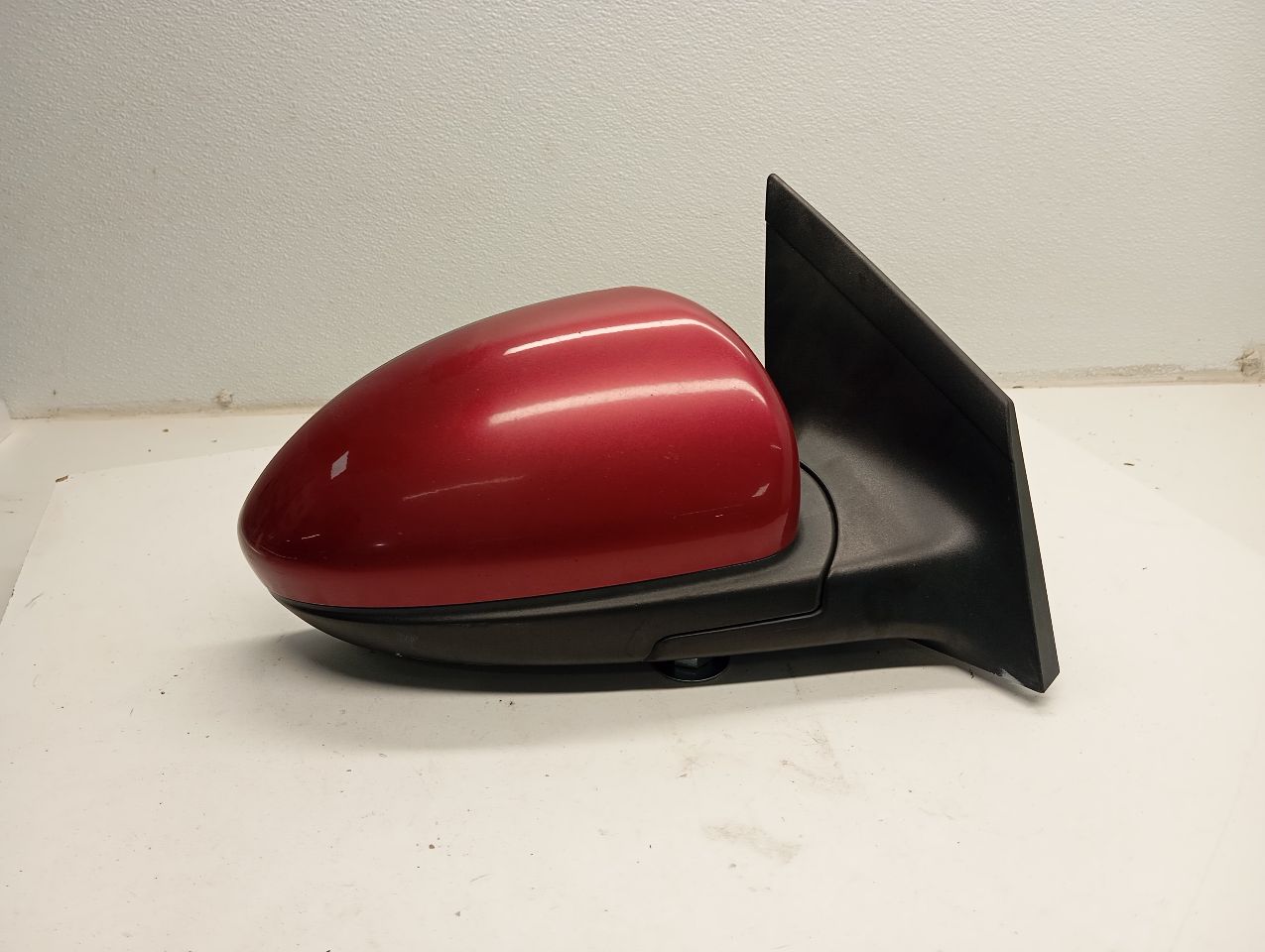 Used 2014 General Motors CRUZE R. - Stock #H17009