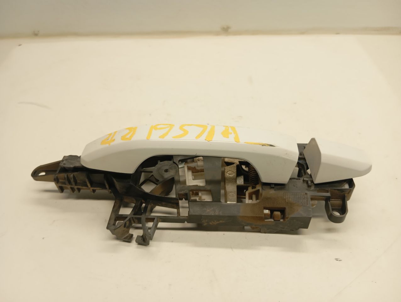 2020 General Motors SILVERADO 1500 PICKUP Dr Handle, Exterior